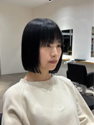 ミディアム 岩元 洸のヘアスタイル