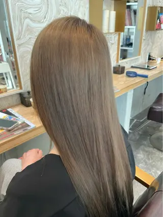 カラー 内山 涼香のヘアスタイル