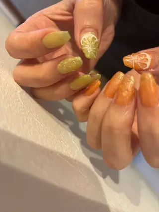 ネイル 磯谷 恭子のネイルデザイン