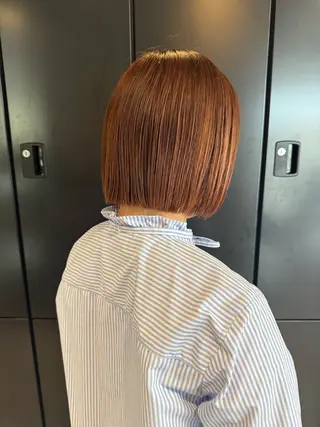 ミディアム カラー 岡田 渚のヘアスタイル