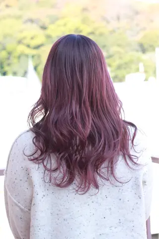 ロング カラー Viage （ビアージュ）のヘアスタイル