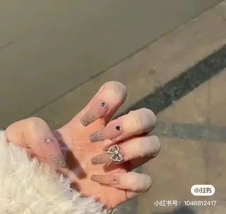 ネイル The one所属・The one 安井のネイルデザイン