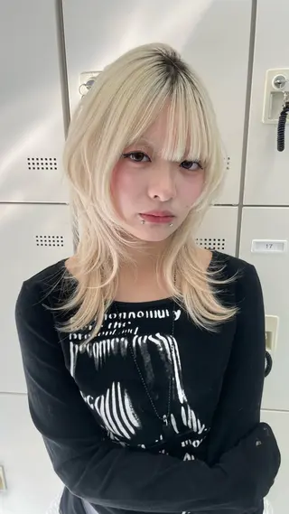 カラー mayu/ブリーチ/ layer/似合わせのヘアスタイル