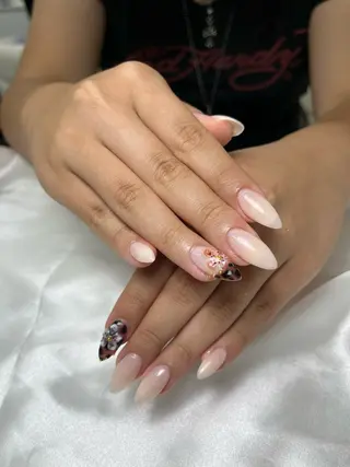 ネイル ヒェウ Nail Nambaのネイルデザイン