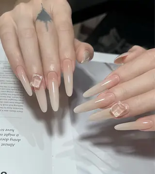 ネイル NANAネイルサロン 【長さだし専門店】のネイルデザイン