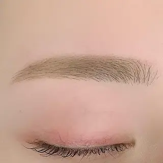 マツエク・マツパ アイブロウ BellFlower Aki（眉・まつげ）のマツエク・マツパデザイン