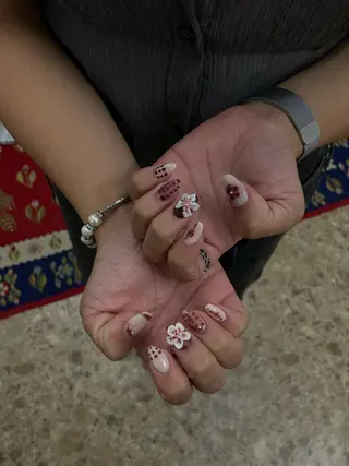 ネイル adachi harukaのネイルデザイン