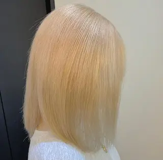 ミディアム ハイトーンカラー 🦋yuri🦋のヘアスタイル