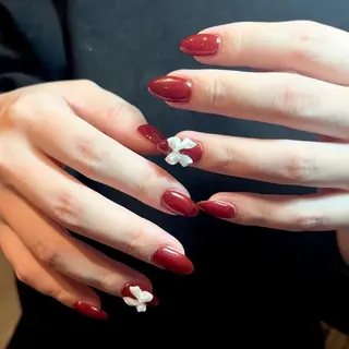 ネイル ルミナ 🪽のネイルデザイン