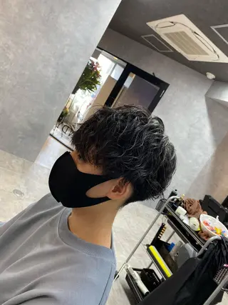 パーマ メンズ 大阪メンズヘアのプロ 高橋 直希のヘアスタイル
