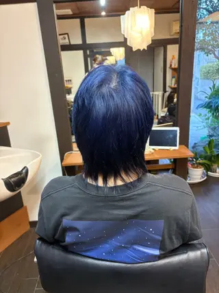 ショート カラー 山本 あやめ子のヘアスタイル