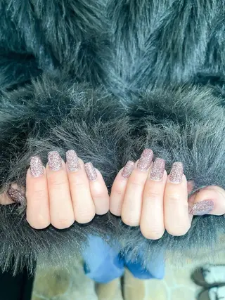 ネイル VIERU YURIのネイルデザイン