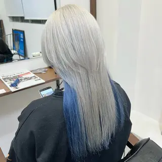 ロング カラー Ami ブリーチ/ハイトーンのヘアスタイル