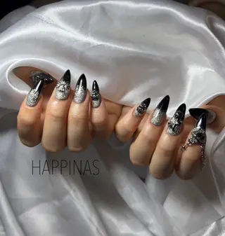 ネイル HAPPINAS所属・HAPPINAS kotomiのネイルデザイン