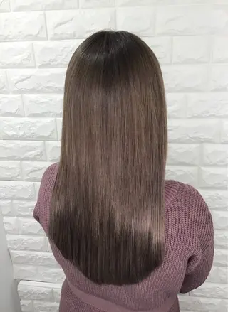 ロング カラー 🤍透明感カラー🤍 Moeのヘアスタイル