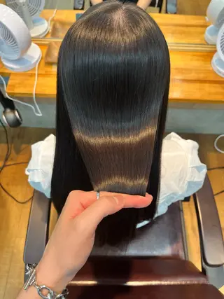 セミロング カラー 🫧艶髪デザイナー 🫧白石航汰のヘアスタイル