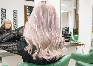 ロング カラー Re:ta Hair 飯田淳平のヘアスタイル