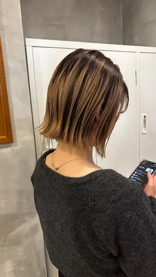 ミディアム ﾔﾏｼﾀ ﾘﾘのヘアスタイル