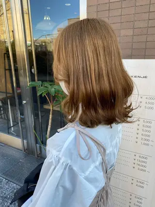 セミロング ELEN 新百合ヶ丘のヘアスタイル