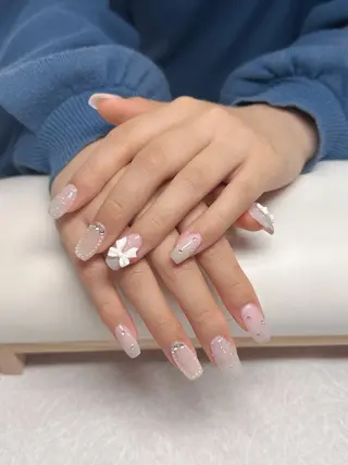 ネイル Y&M  NAIL所属・樺井 アオイのネイルデザイン
