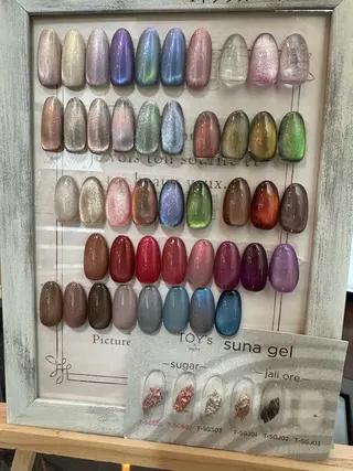 ネイル Cherie🫧 🌿NAOMIのネイルデザイン