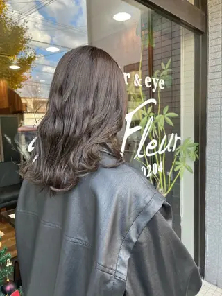 セミロング Un Fleur所属・立野 希沙のヘアスタイル