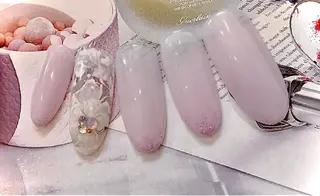 ネイル ネイル ティアラのネイルデザイン