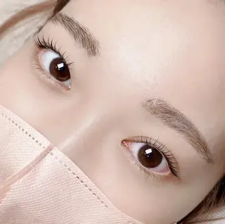 マツエク・マツパ 大窪 華歩の眉毛・アイブロウイメージ