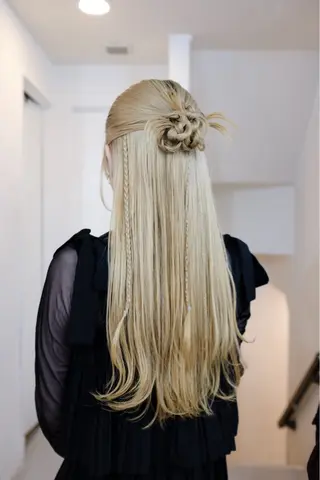 ロング ヘアアレンジ 🦠カラーリスト/ 魚瀬あおい🦠のヘアスタイル