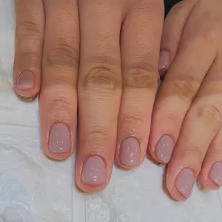 ネイル Laumi NAIL SALON（ラウミーネイルサロン）所属・U Nanaseのネイルデザイン