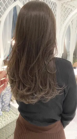 セミロング ブリーチなしダブル カラー縮毛矯正　下野のヘアスタイル