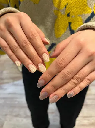 ネイル une／YUKINA 🫧大人nuanceのネイルデザイン