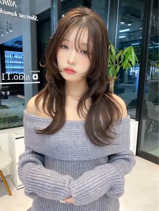 ロング ヒメザキ ユリのヘアスタイル