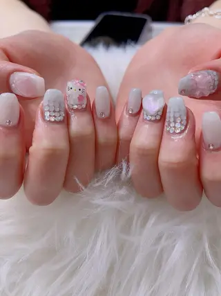 ネイル 菲菲ネイルサロン所属・FF フィフィネイルサロンのネイルデザイン