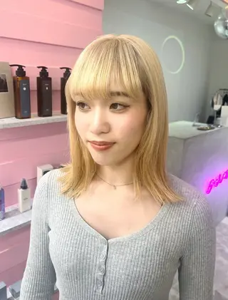 カラー 心斎橋/ブロンド/ ペールカラー/あみかのヘアスタイル