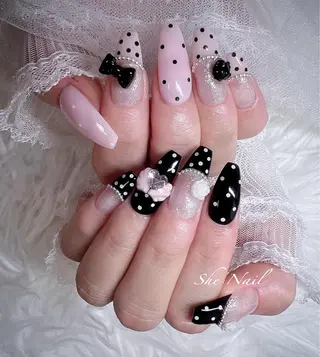 ネイル She   Nail所属・ISA_ BELLAのネイルデザイン