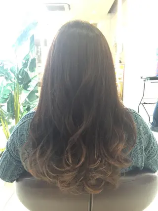 ロング カラー 松本 明日可のヘアスタイル