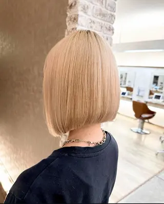 カラー YUE(ユエ)☁️ アユナのヘアスタイル