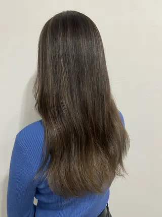 カラー 🍎韓国カラー licoris寛菜のヘアスタイル