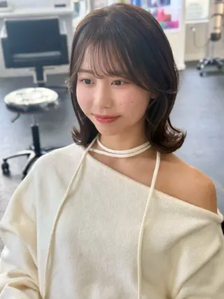 ミディアム カラー CORE blanc所属・COREblanc ゆきの／表参道 原宿のヘアスタイル