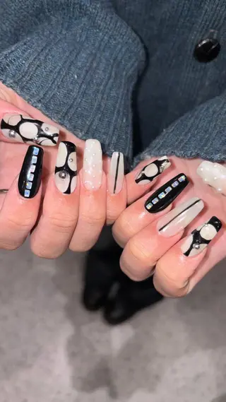 ネイル 👽個性派ネイル🎀 komachiのヘアスタイル