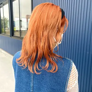 カラー RUA 🪽🤍のヘアスタイル