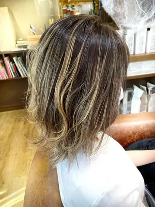 カラー アティリー 西梅田のヘアスタイル