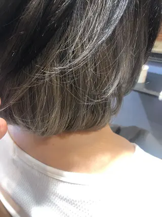 ミディアム カラー 髪質改善&ブリーチ 伊勢 祐一郎のヘアスタイル