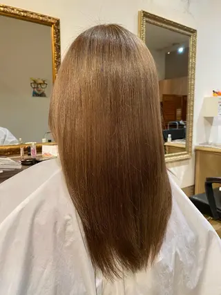 ロング サロンド・かわの所属・岡野 咲絢【さあや】のヘアスタイル