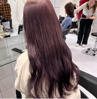 ロング カラー 🫧うる艶トレンド 🫧透明感カラーのヘアスタイル