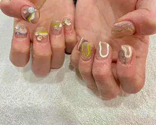 ネイル 安藤 彩乃のネイルデザイン
