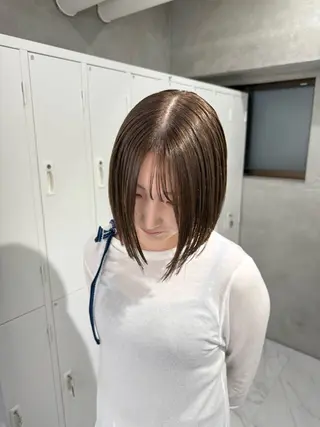 sena⌇ボブ ⌇透明感カラー🦙♡のヘアスタイル