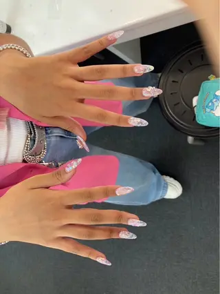 ネイル Emiネイルサロン＆スクール所属・Yui ゆいのネイルデザイン