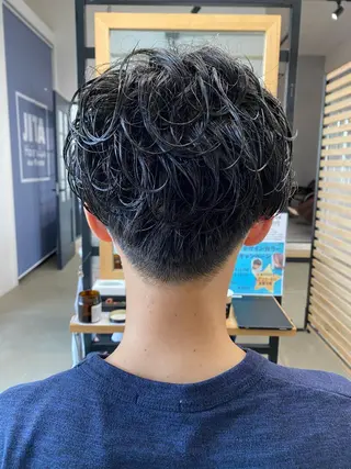 パーマ メンズ 艶髪🌟髪質改善✨ Zinaヤマダ チサのヘアスタイル